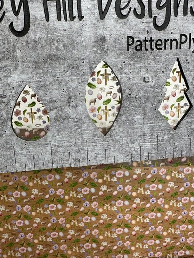 PatternPly® Scattered Micro Christian Easter Symbols