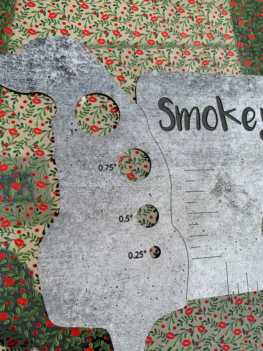 PatternPly® Scattered Mistletoe Kisses product photo 2
