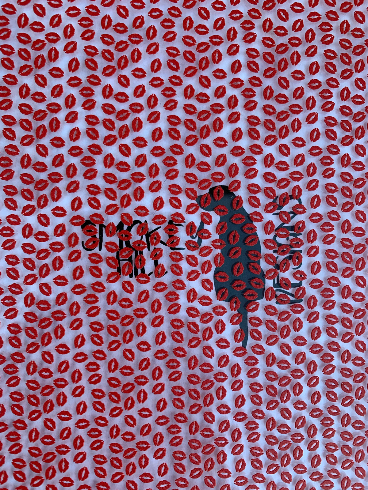 PatternPly® Scattered Lips product photo 5