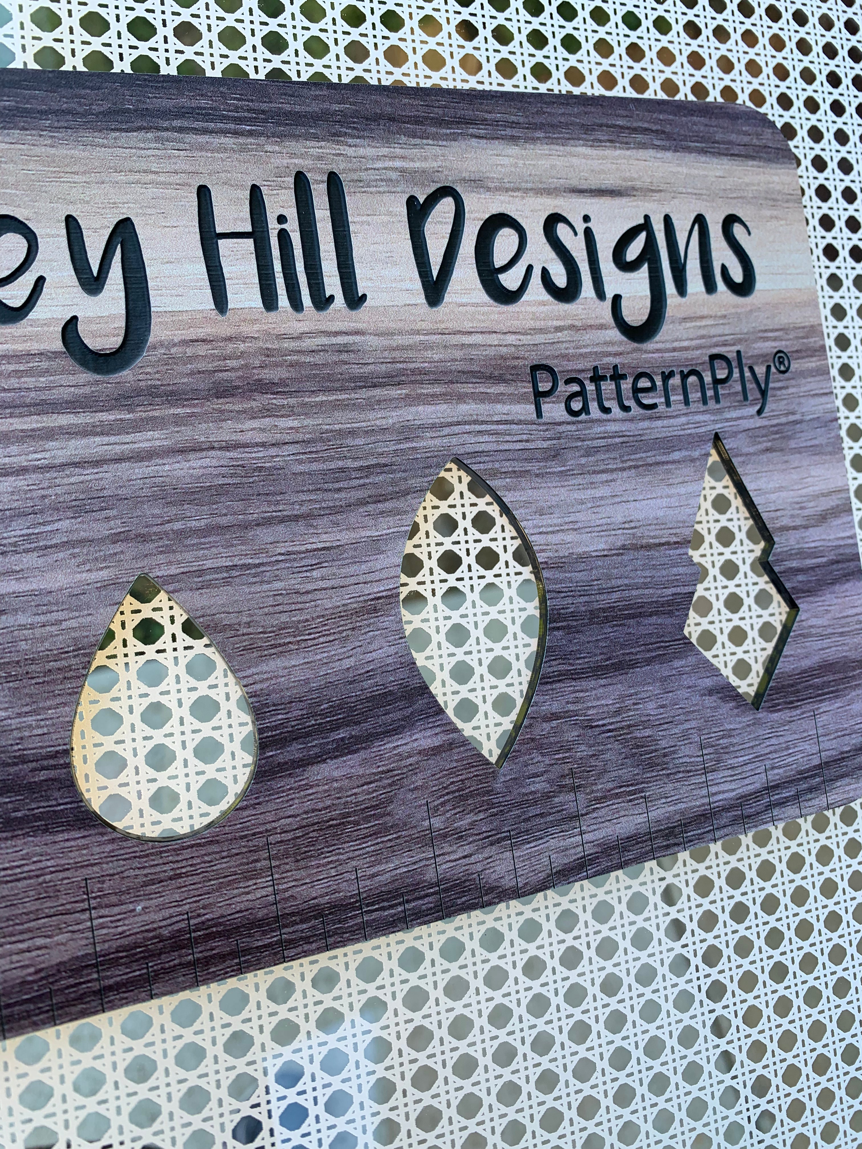 PatternPly® Scattered White Rattan sheet showing the pattern