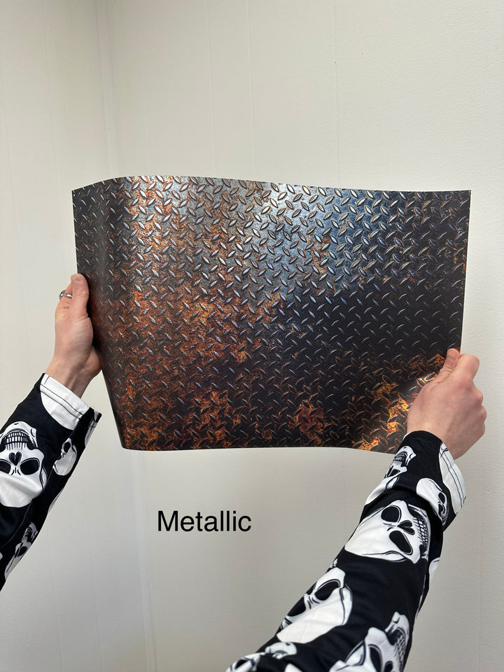 PatternPly® Acrylic Transparent Rusted Diamond Plate