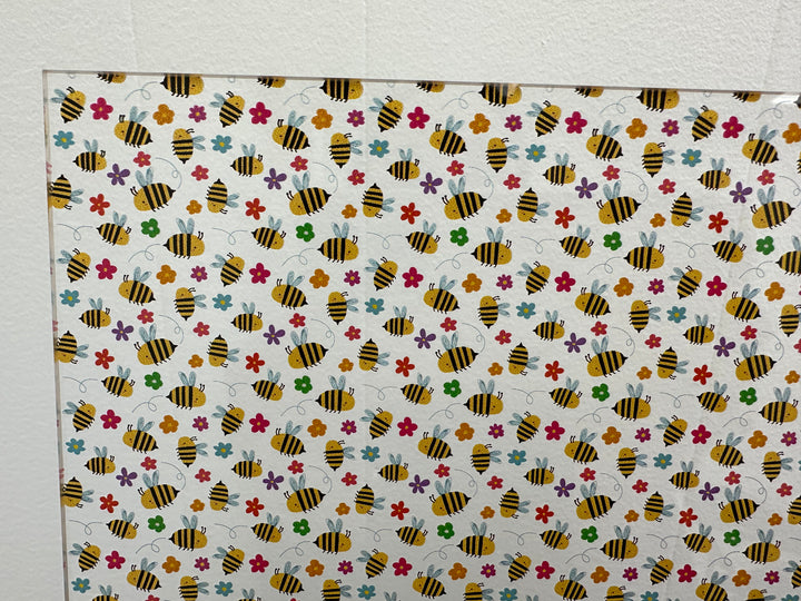 PatternPly® Scattered Cartoon Bees and Flowers