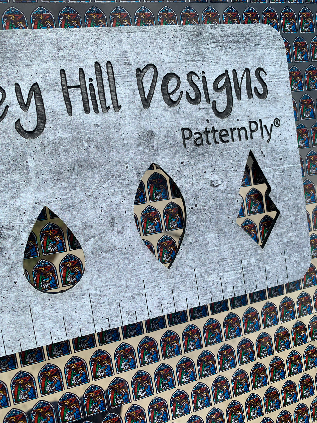 PatternPly® Scattered Nativity Windows sheet showing the pattern