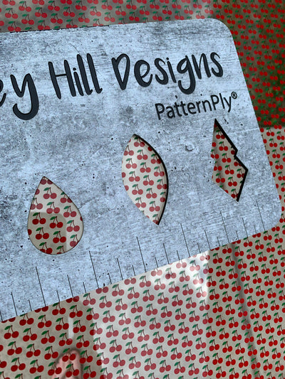 PatternPly® Scattered Cherries