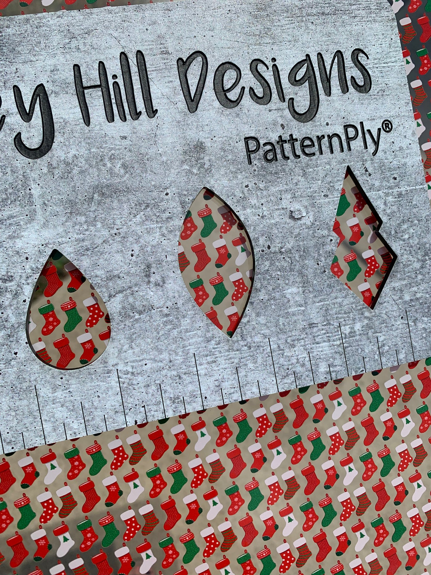 PatternPly® Scattered Christmas Stockings