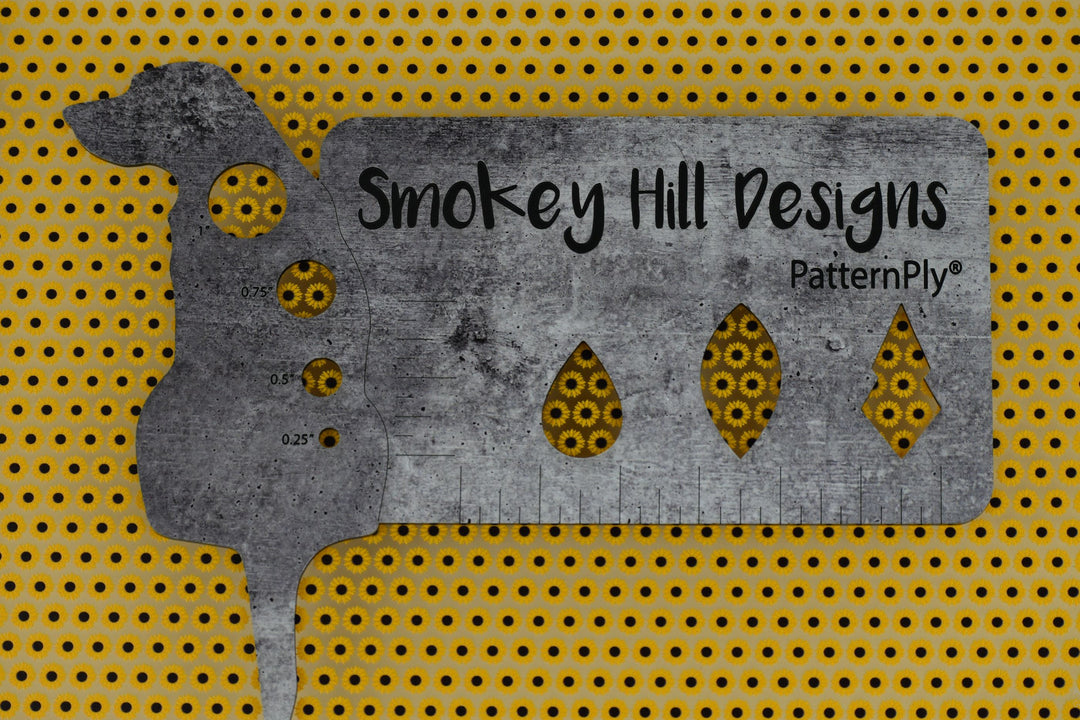 PatternPly® Scattered Sunflowers